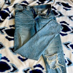american eagle mom jeans!!